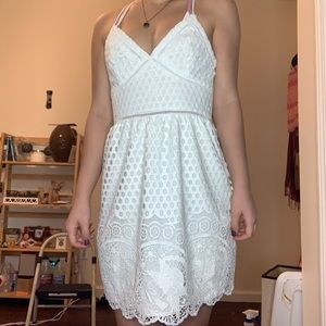 A&F WHITE DRESS